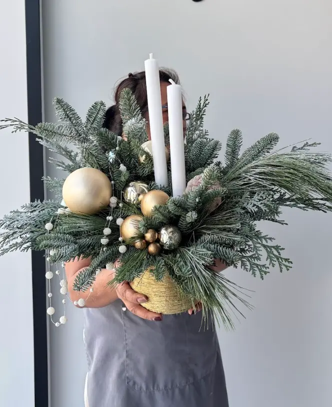 "Frosted Champagne" Vase Composition