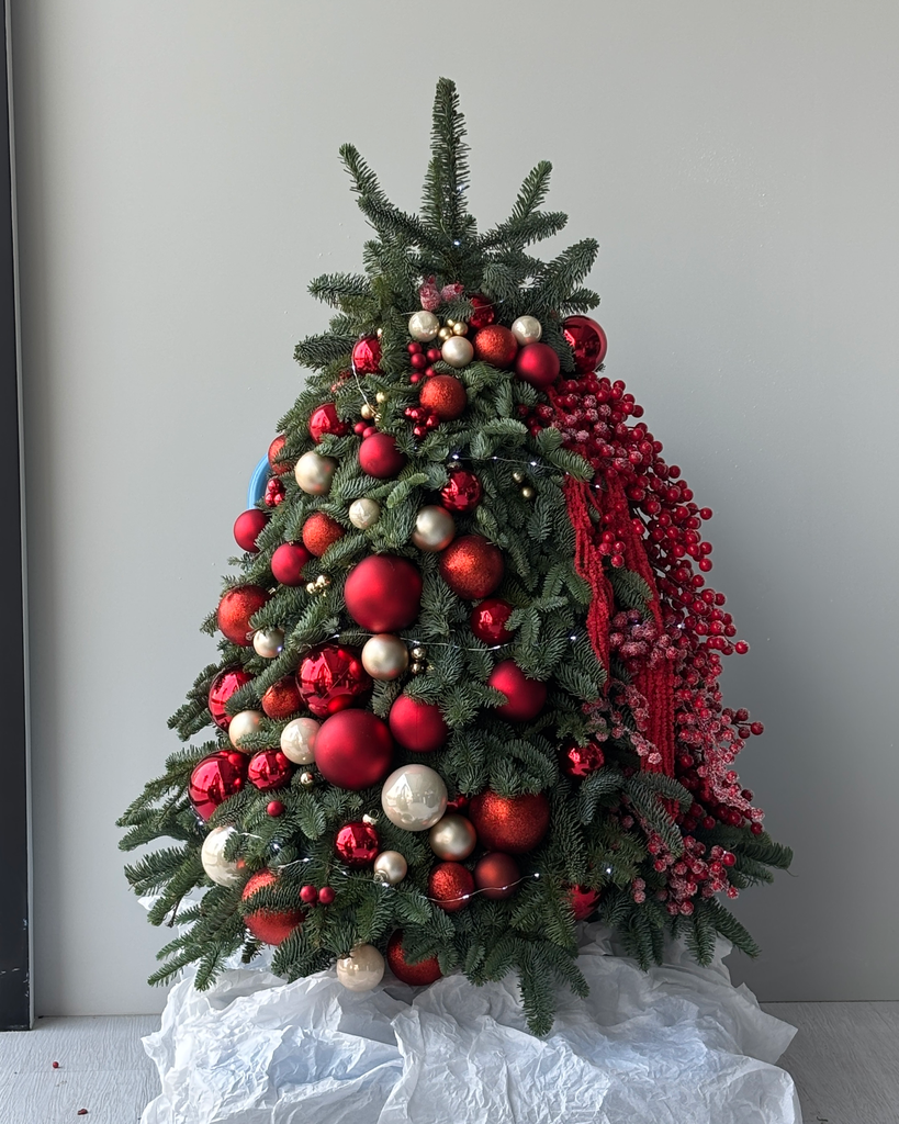 Big Christmas Tree Red