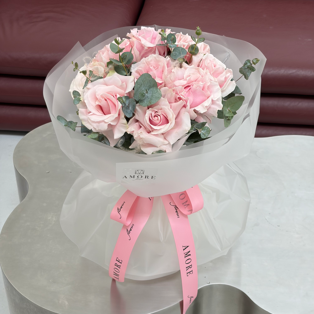9 pcs of Pink Mondial