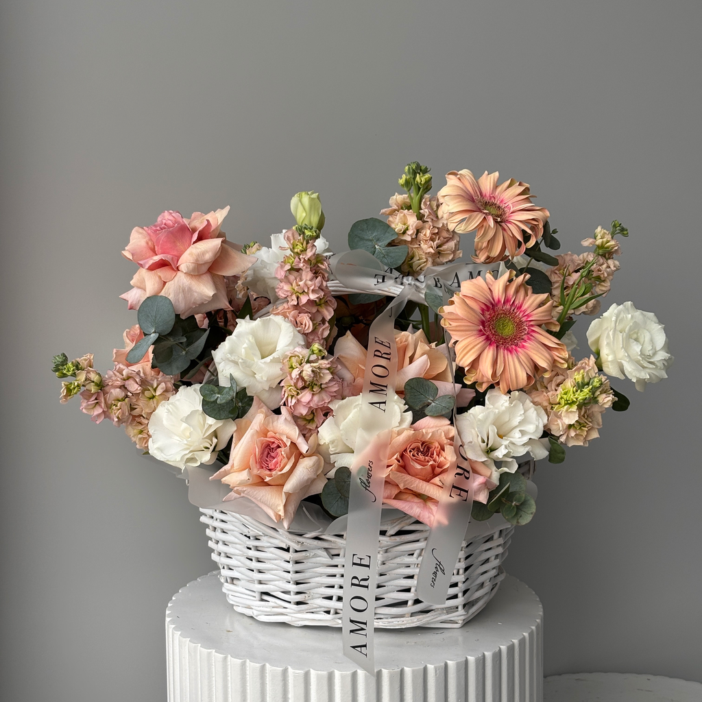 Apricot Flame Basket