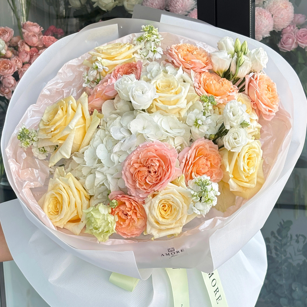 Summer Glow bouquet