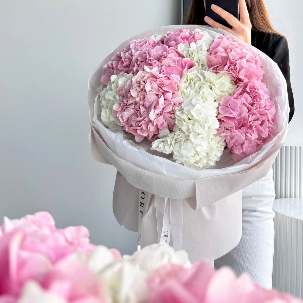 Hydrangea’s mix bouquet