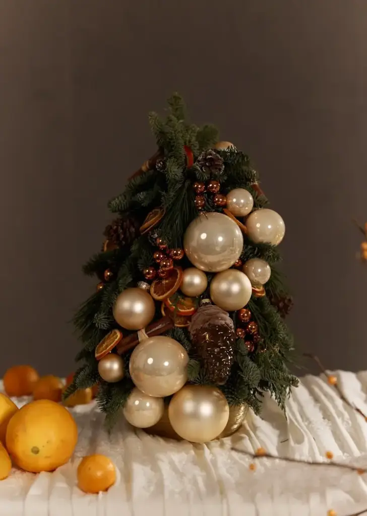 "Frosted Champagne" Tree